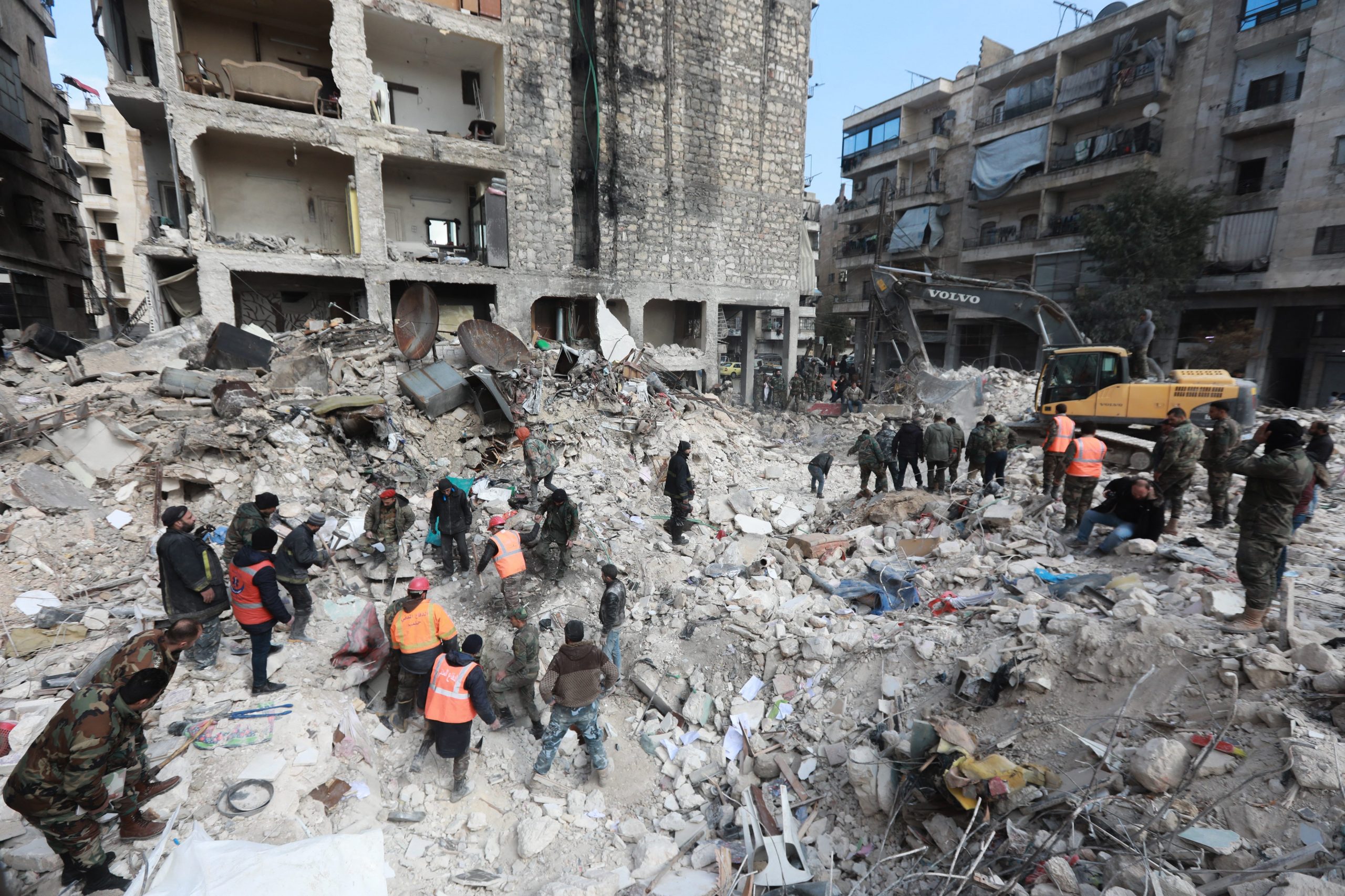 NOS experimenteert met nieuws over de aardbeving in Turks en Arabisch