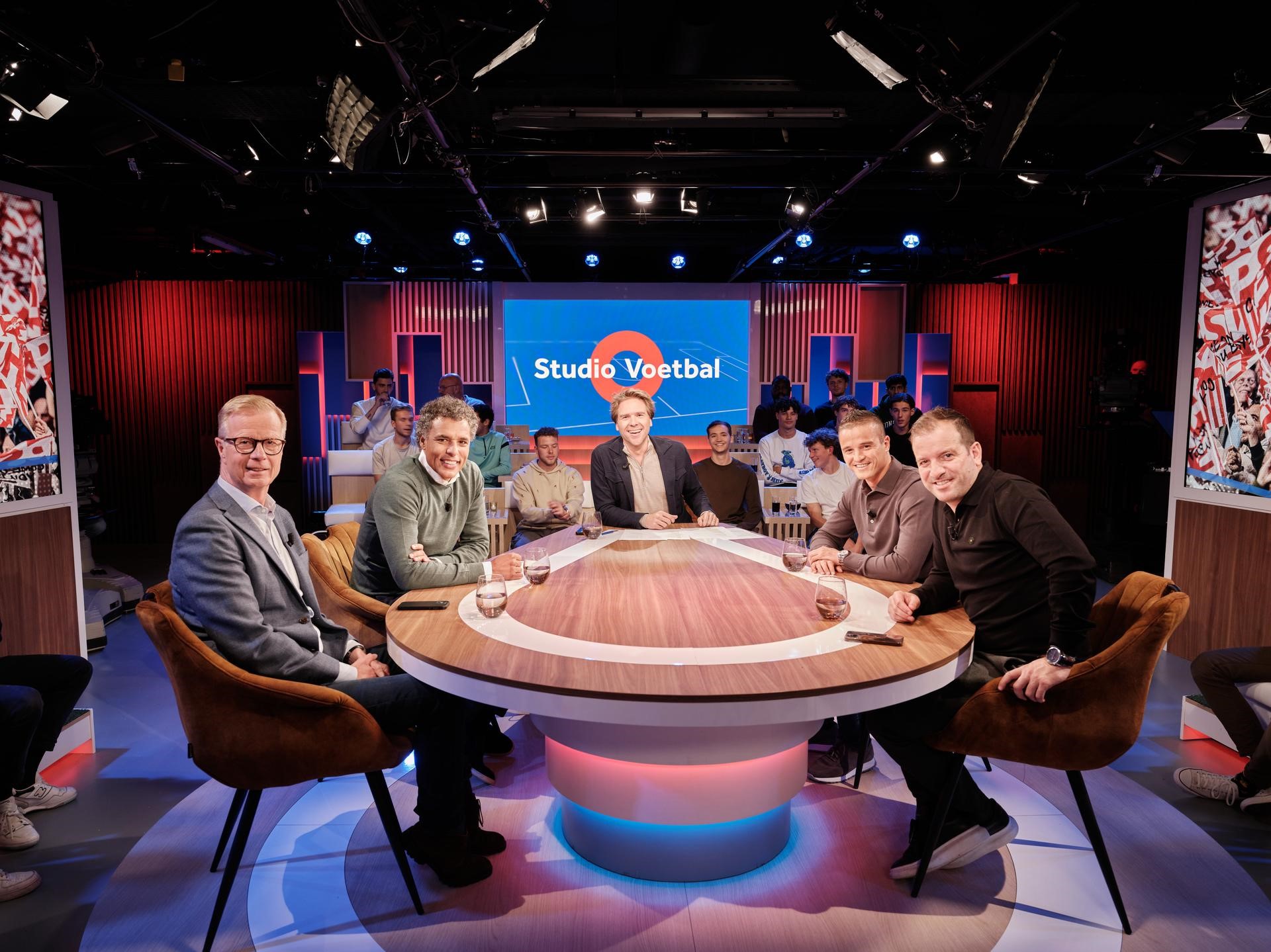 Studio Voetbal en Andere Tijden Sport verdwijnen door bezuinigingen