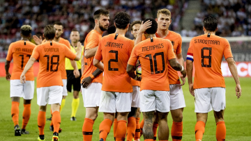 Het Nederlands elftal blijft bij de NOS